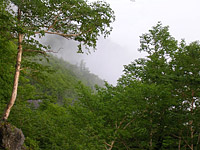 MtFuji-27JUN04-13.JPG (150743 bytes)